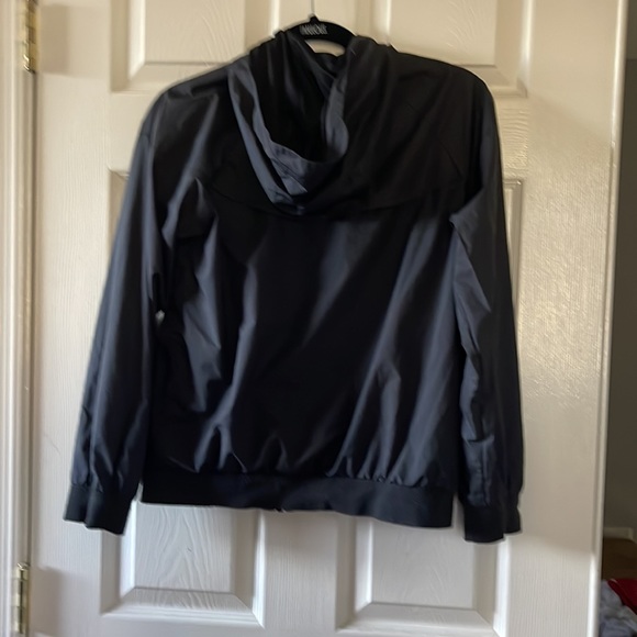 Nike boys light weight hoodie jacket - Picture 2 of 4